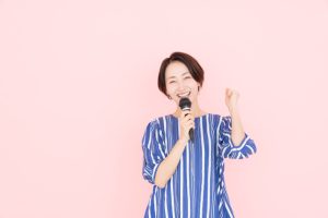 盛り上がる！大人数カラオケパーティーを成功させる幹事術